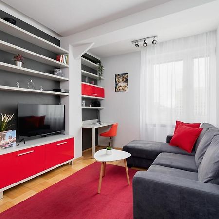 Lagiewniki Sanctuary One Bedroom Apartment By Renters Krakow Exterior photo